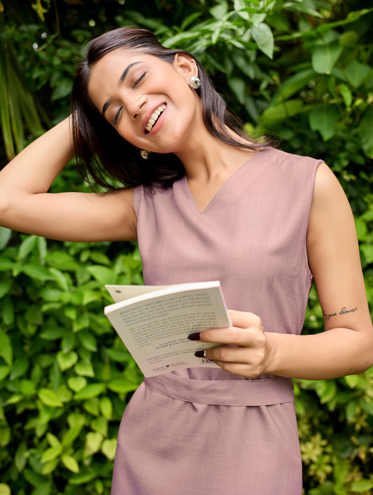 DUSTY LAVENDER CHARM MIDI DRESS