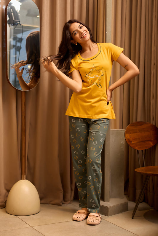 MUSTURD STAR LOUNGE WEAR