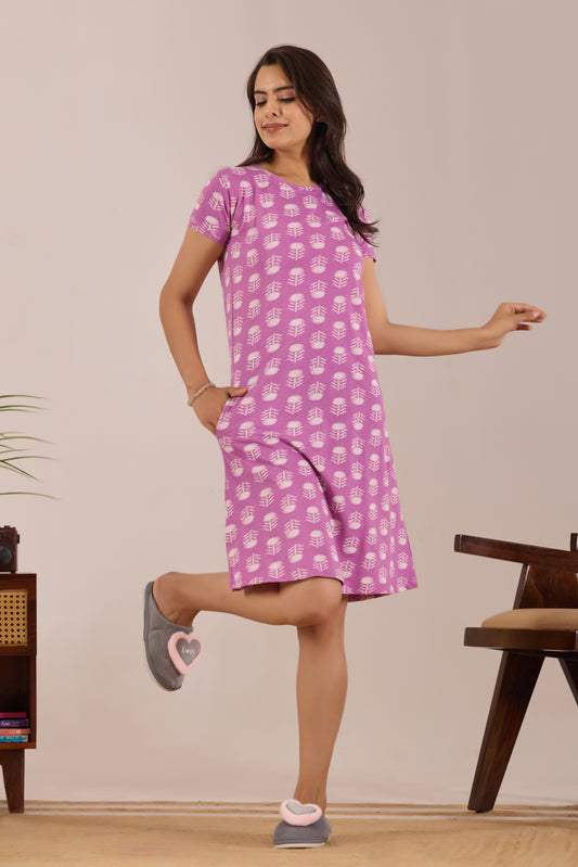 ROSETTE LEAF MOTIF SHORT NIGHTY