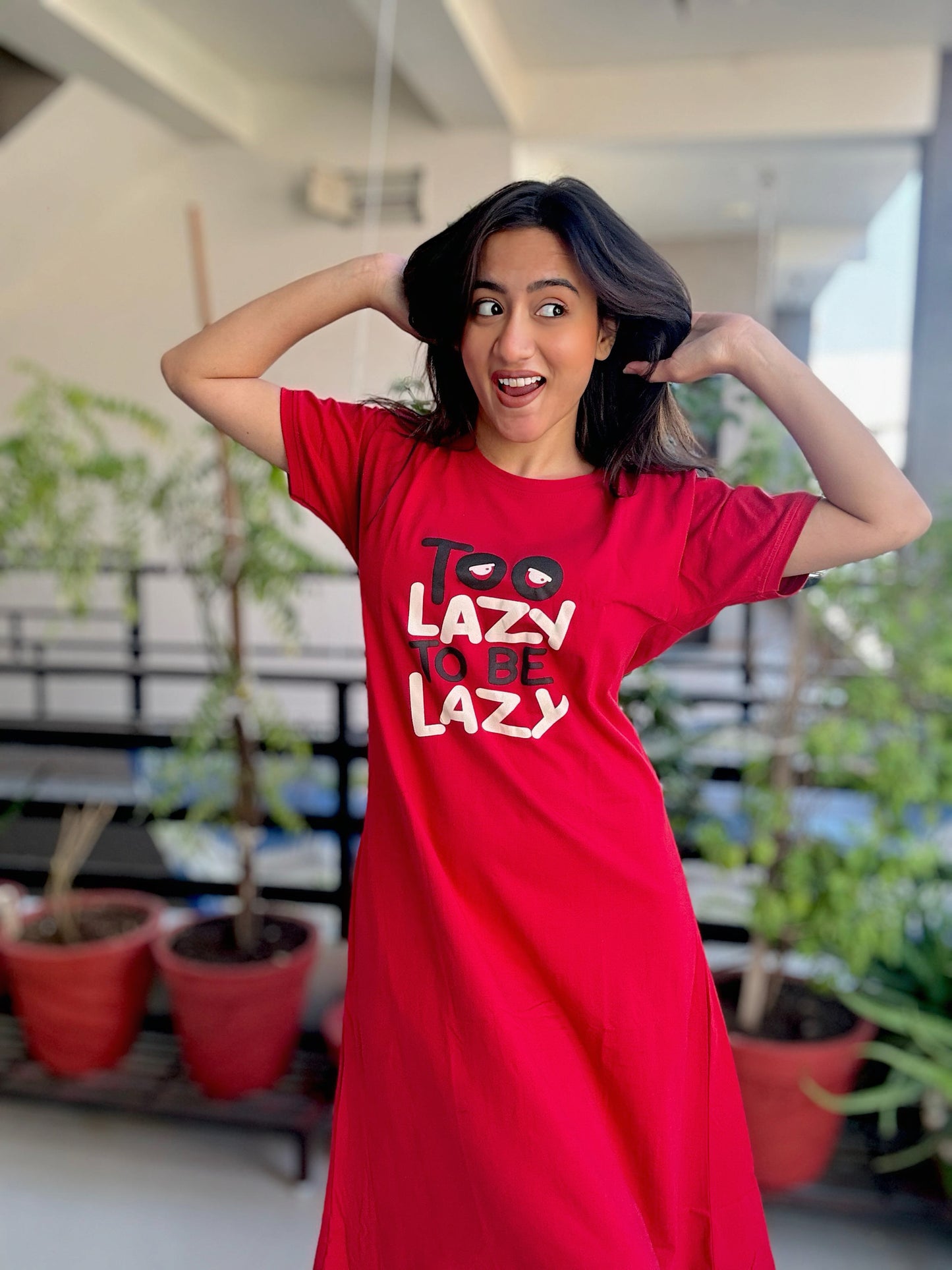 TOO LAZY TO BE LAZY (TOMOTO RED)