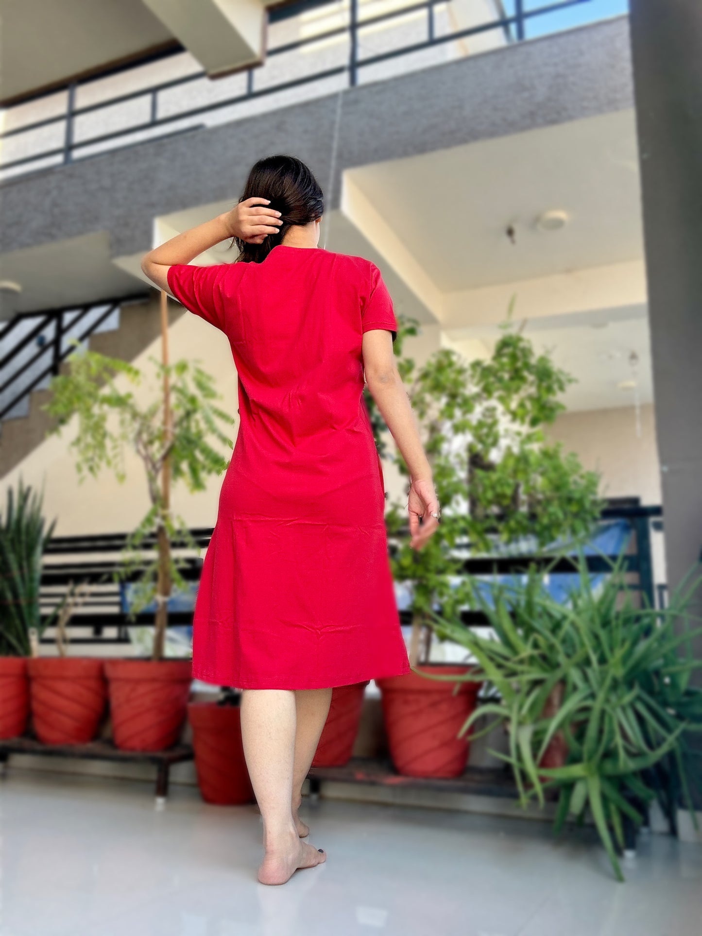 TOO LAZY TO BE LAZY (TOMOTO RED)