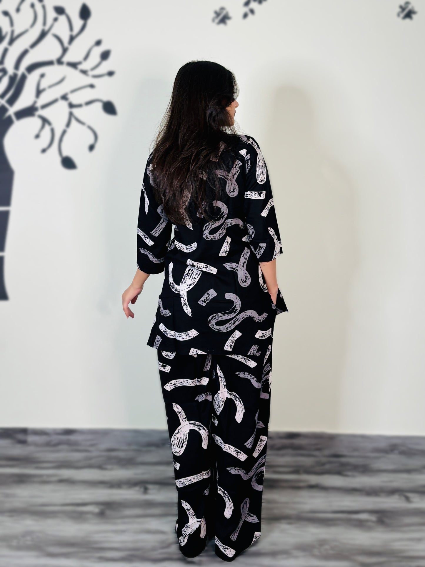 BLACK GEOMETRIC PRINT RAYON CO-ORD SET