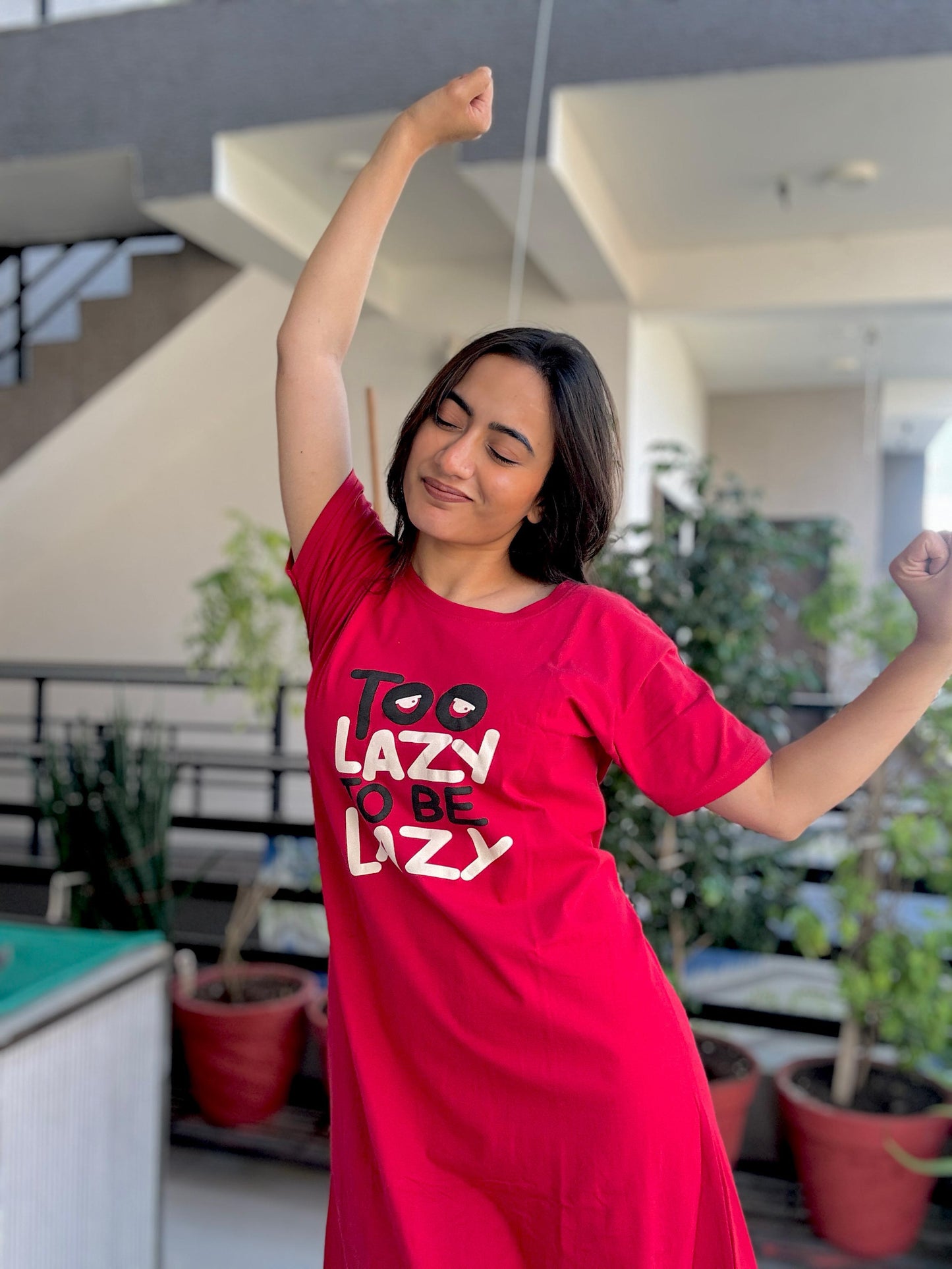 TOO LAZY TO BE LAZY (TOMOTO RED)