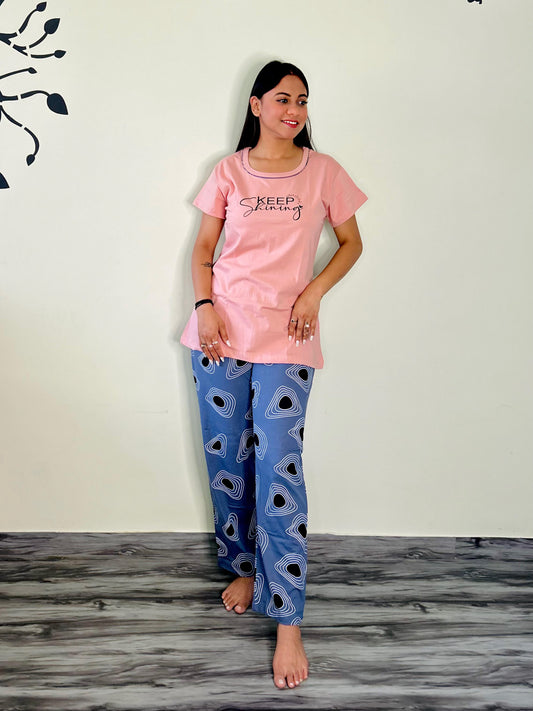 KEEP SMILING BUBBLEGUM PINK LOUNGEWEAR