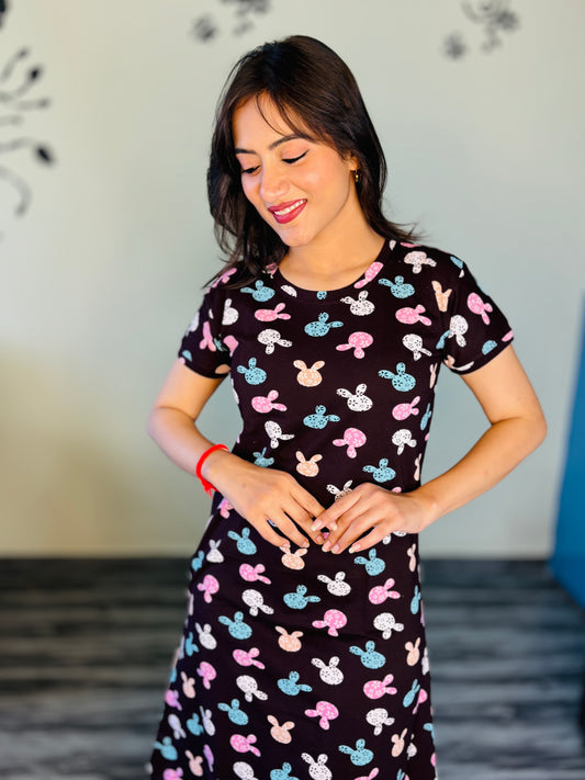 RAISIN WINE COLOURFUL MICKEY SHORT NIGHTY