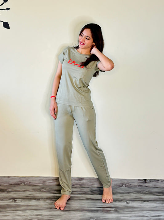 HUNTER GREEN LOVE TENSIL CO-ORD SET