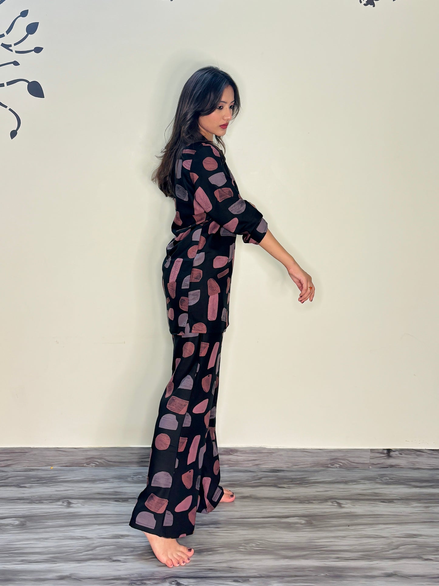 BLACK SHINEY STANDSTONE RAYON CO-ORD SET