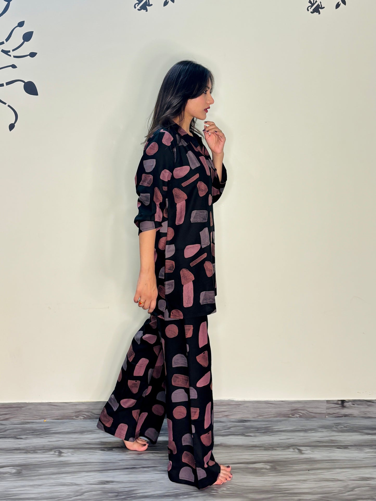 BLACK SHINEY STANDSTONE RAYON CO-ORD SET