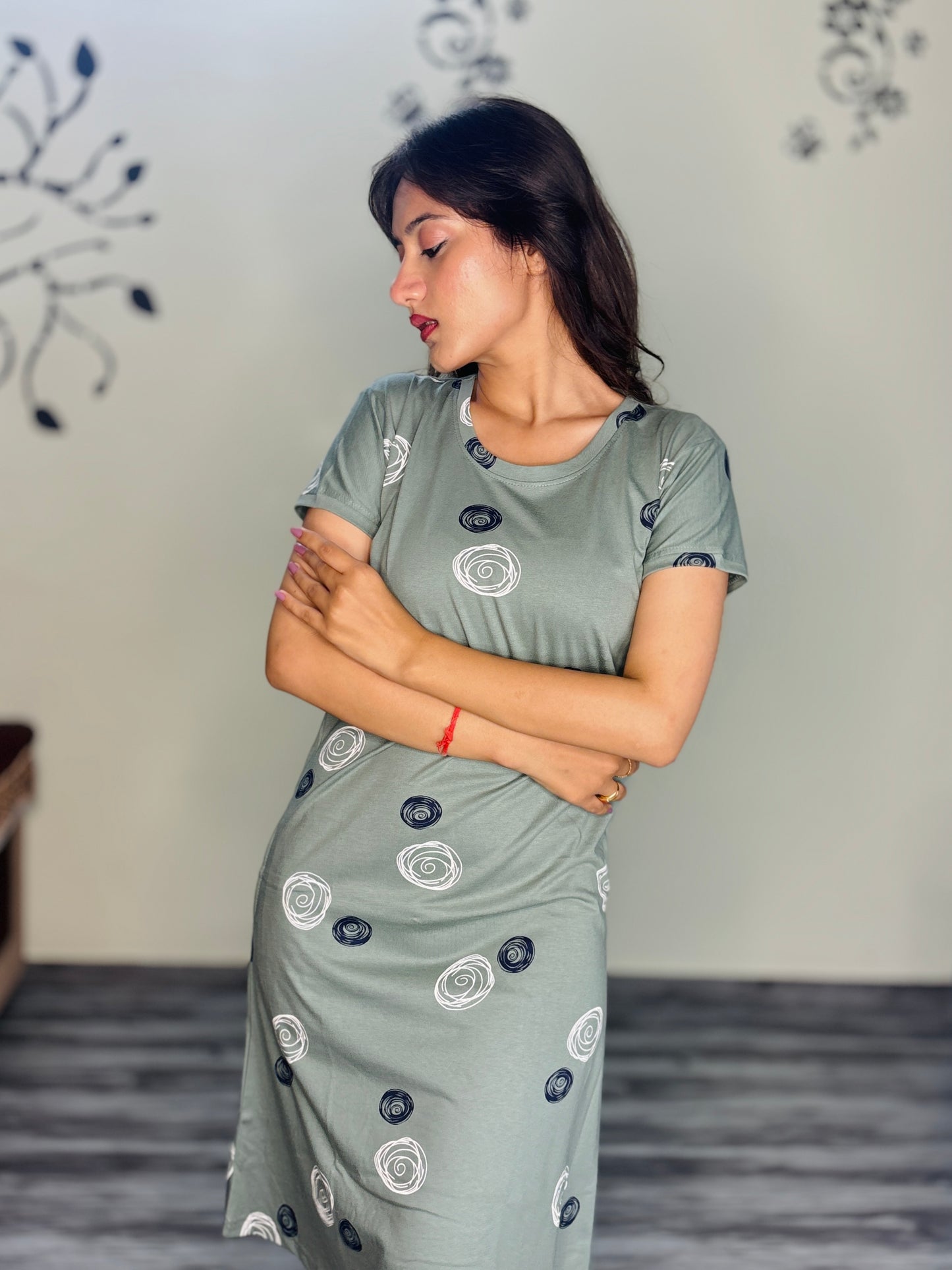 SAGE GREEN WHIRLWIND SHORT NIGHTY