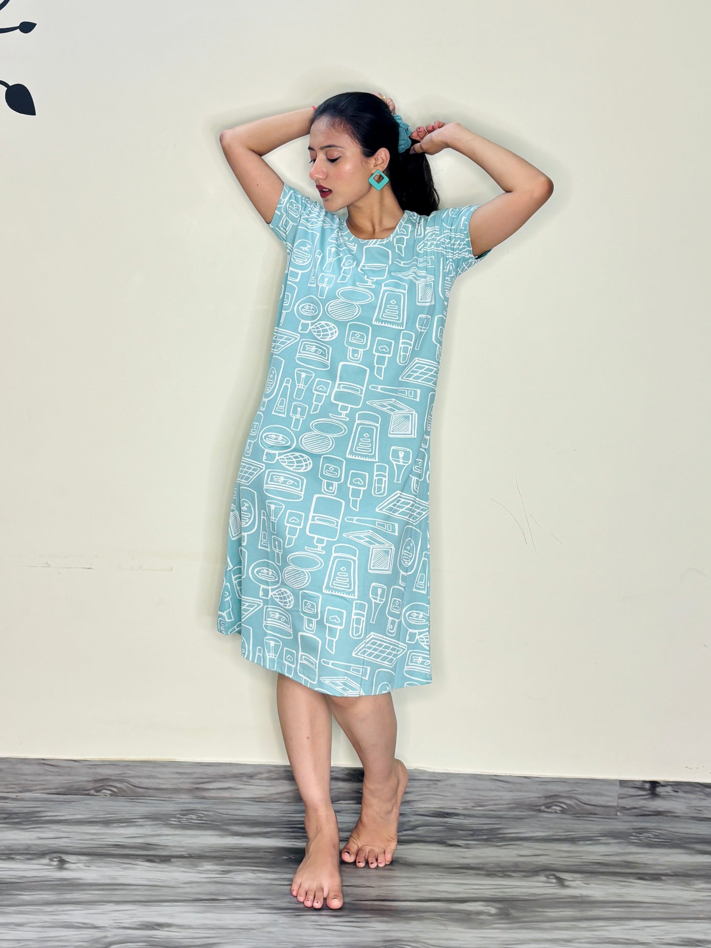 TEAL BLUE GLOW TIME SHORT NIGHTY