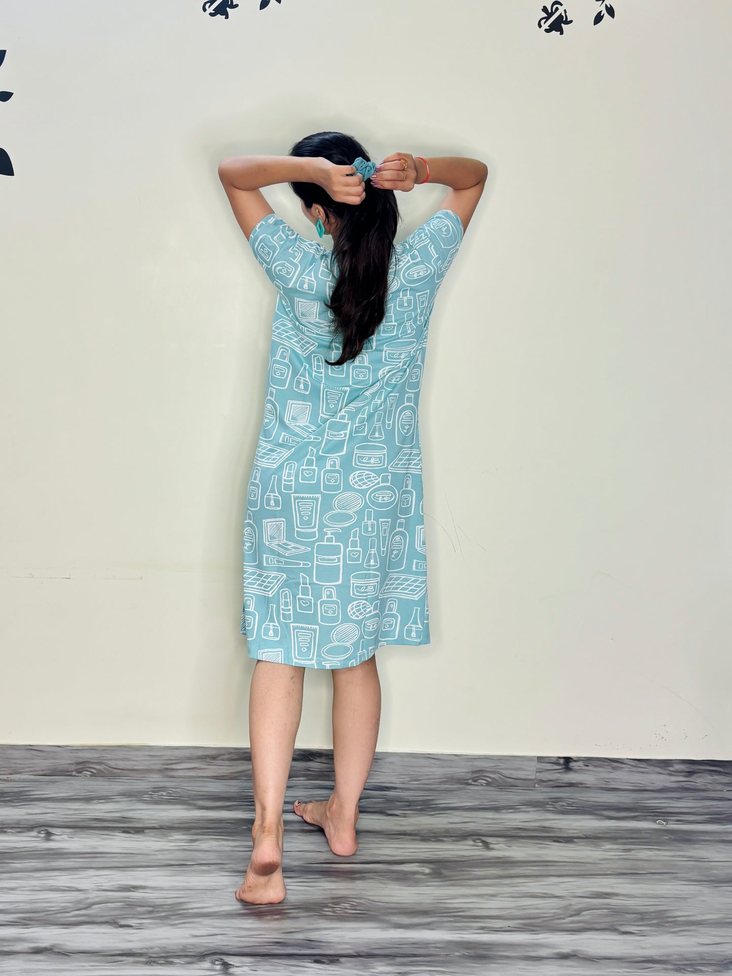 TEAL BLUE GLOW TIME SHORT NIGHTY