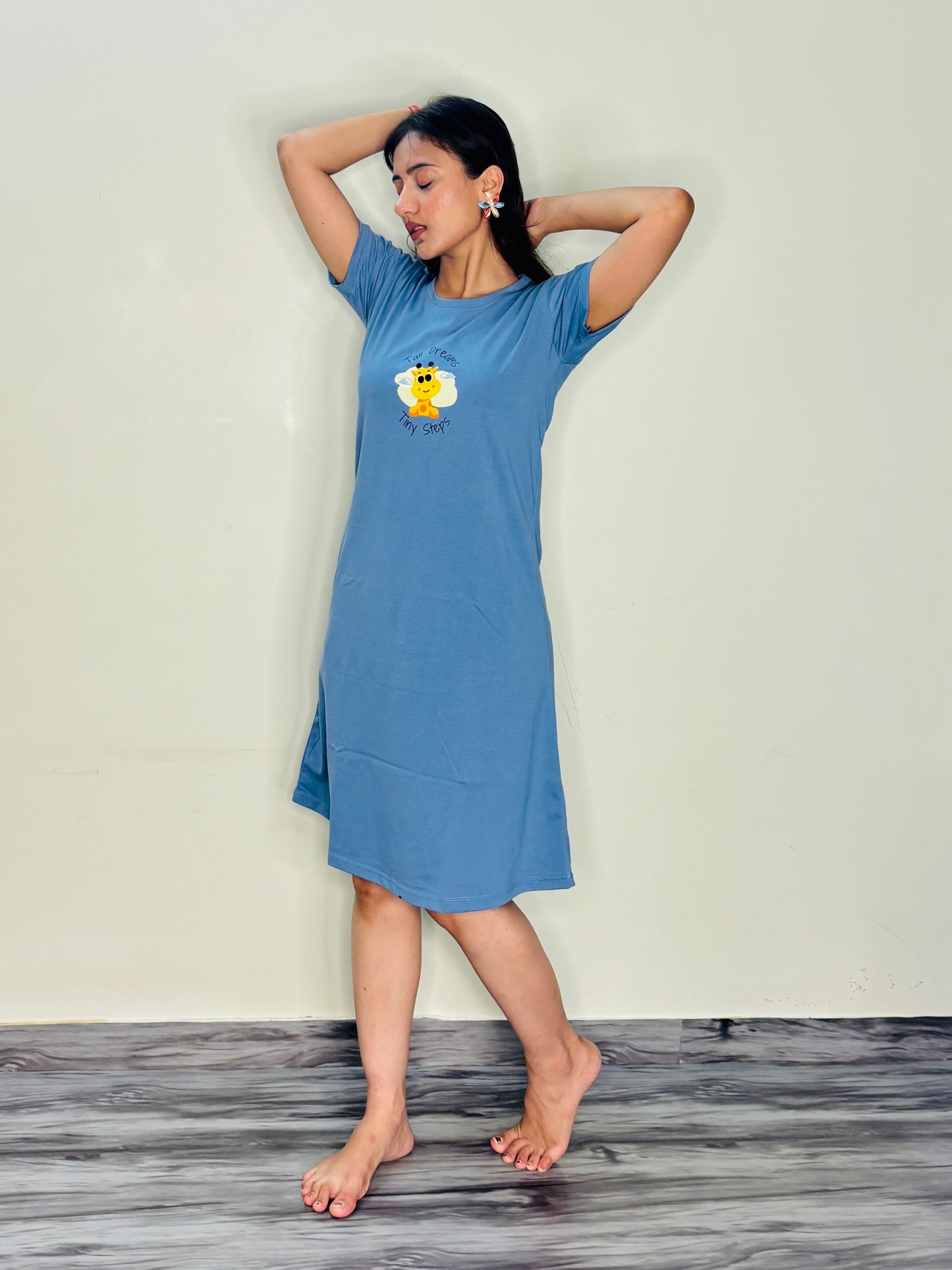 CLOUDY BLUE DREAMS SHORT NIGHTY
