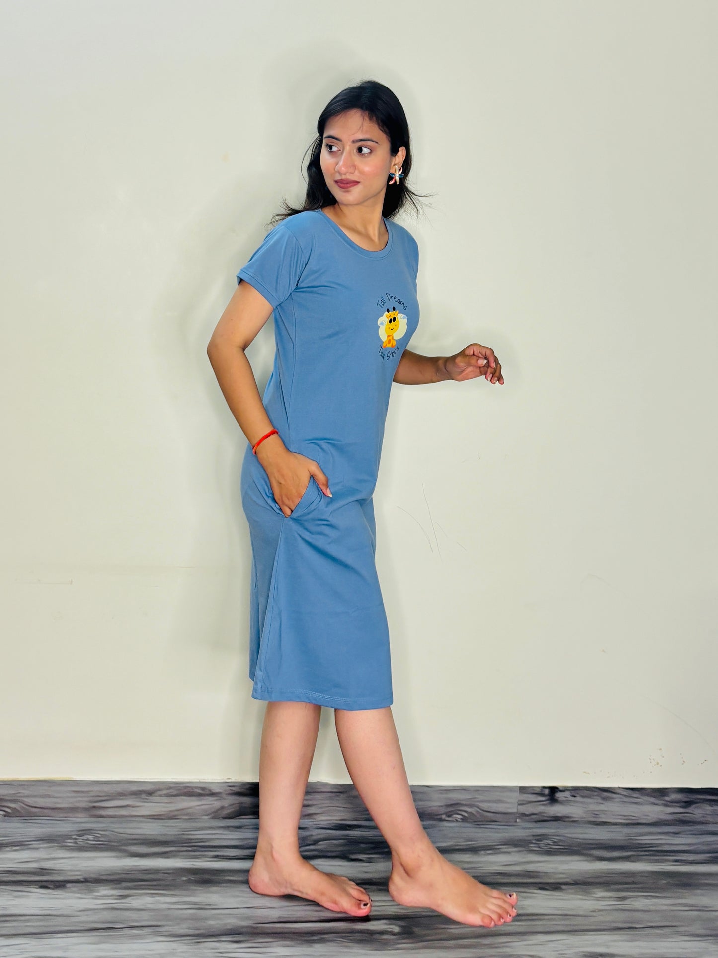 CLOUDY BLUE DREAMS SHORT NIGHTY