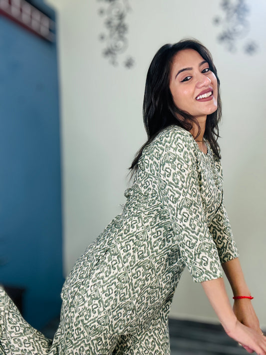HUNTER GREEN PAISLEY RAYON CO-ORD SET