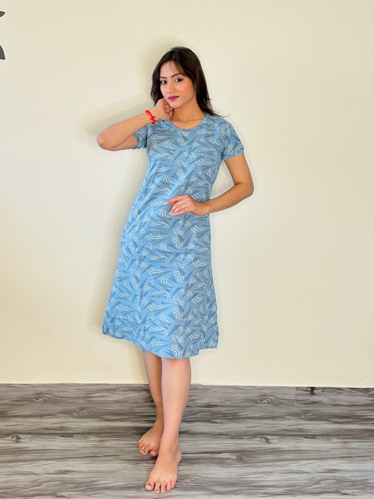 BABY BLUE TOWER PRINT SHORT NIGHTY