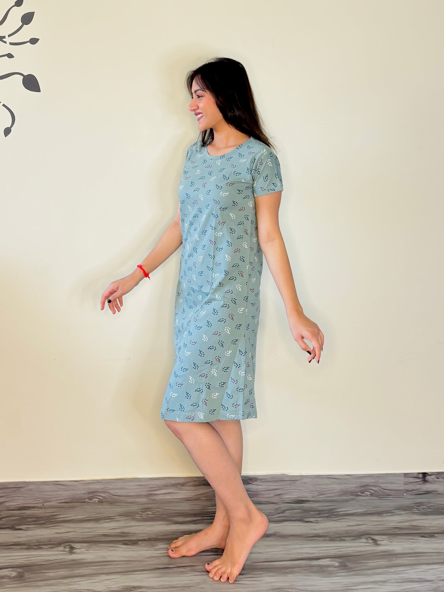 SURF SPRAY PIXIE BLOOMS SHORT NIGHTY