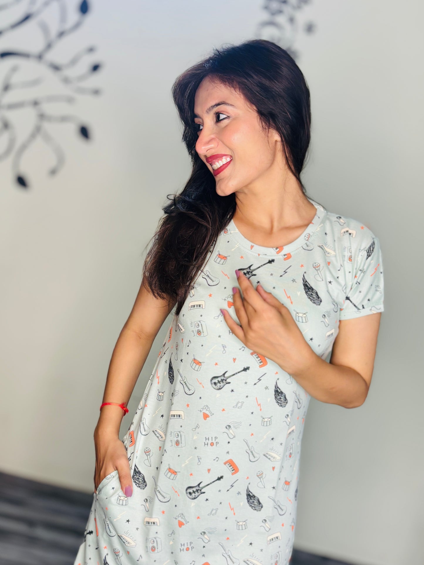 MINT GREE INSTRUMENTS SHORT NIGHTY