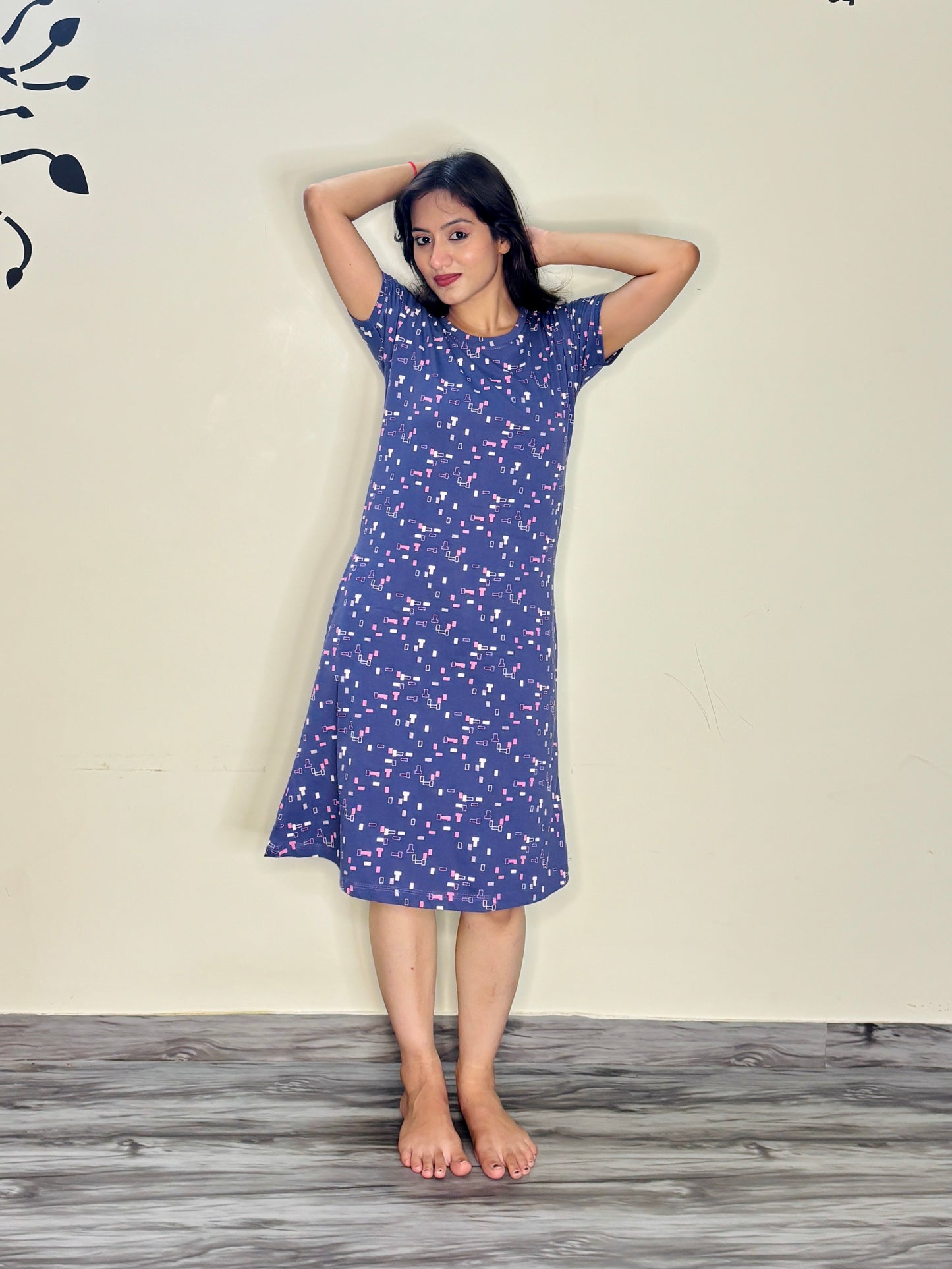 ULTRA VIOLET GRID SHORT NIGHTY