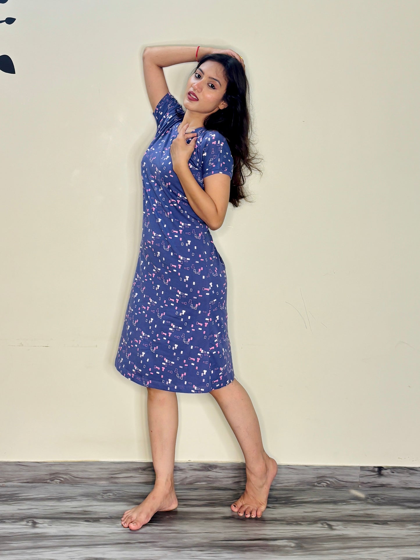 ULTRA VIOLET GRID SHORT NIGHTY