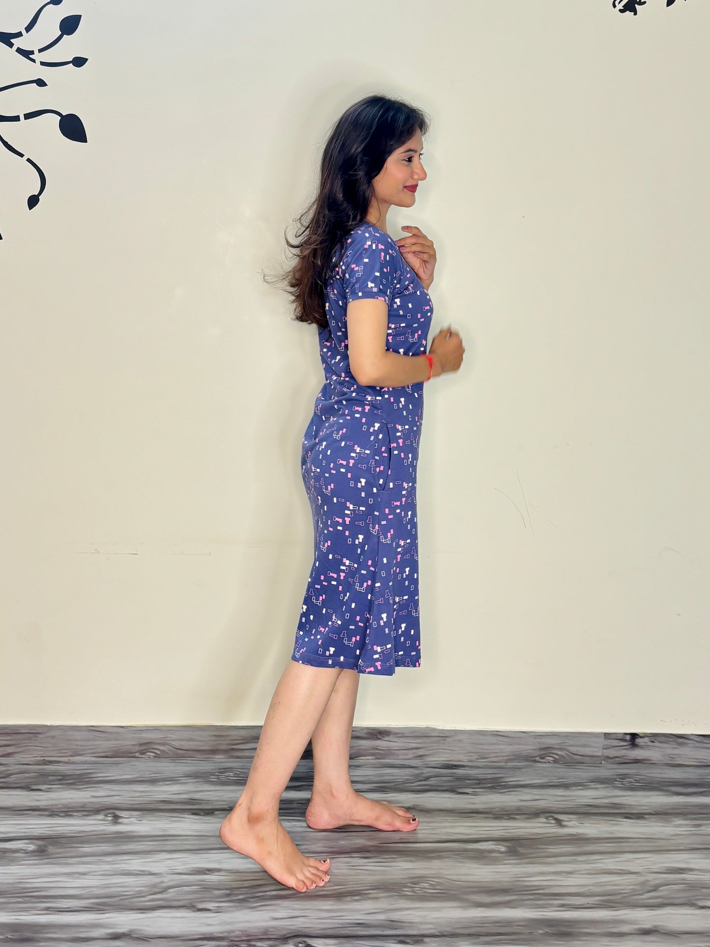 ULTRA VIOLET GRID SHORT NIGHTY