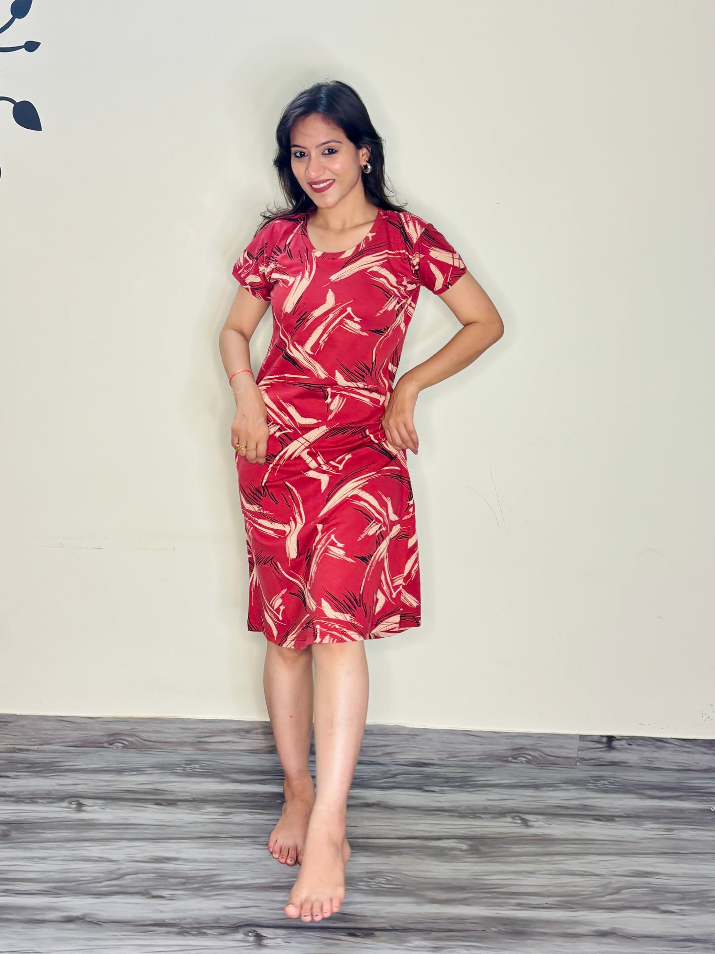 BRICK RED CRIMSON STROKE SHORT NIGHTY