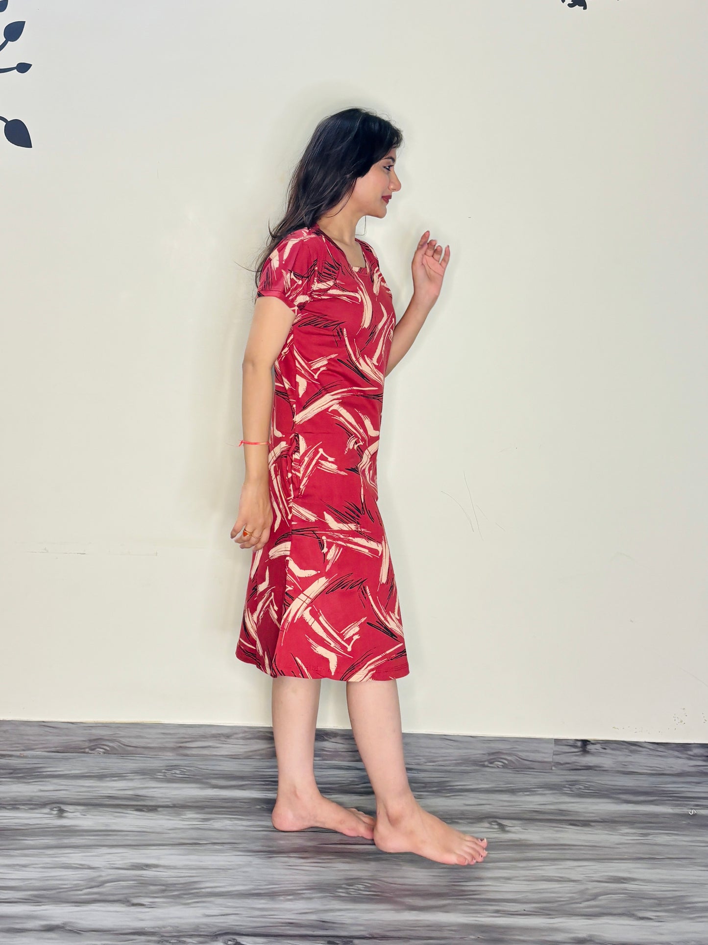 BRICK RED CRIMSON STROKE SHORT NIGHTY