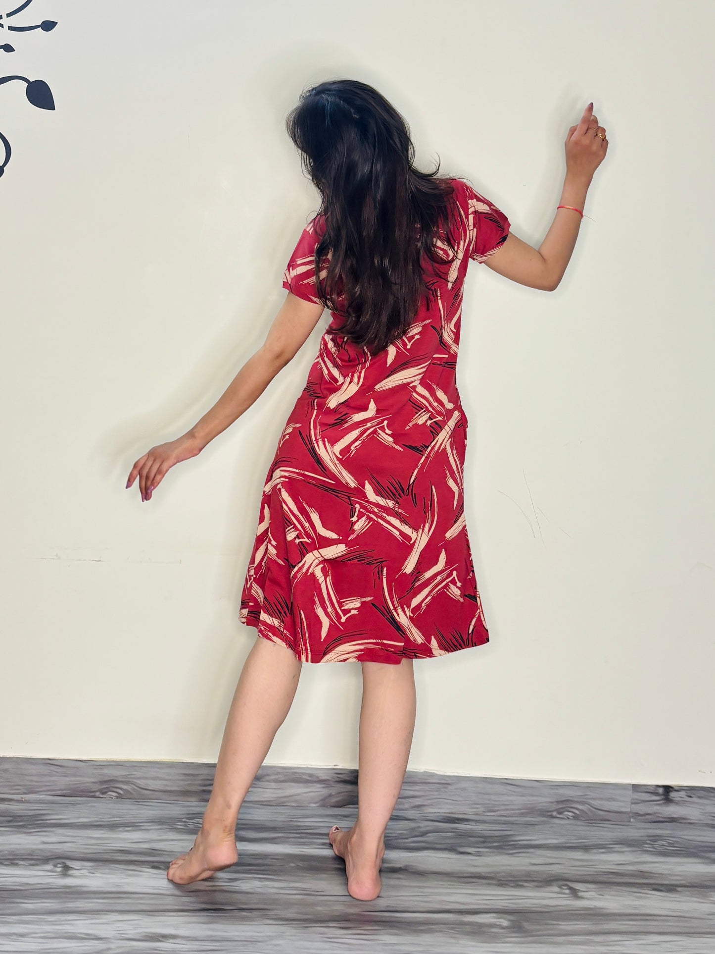 BRICK RED CRIMSON STROKE SHORT NIGHTY