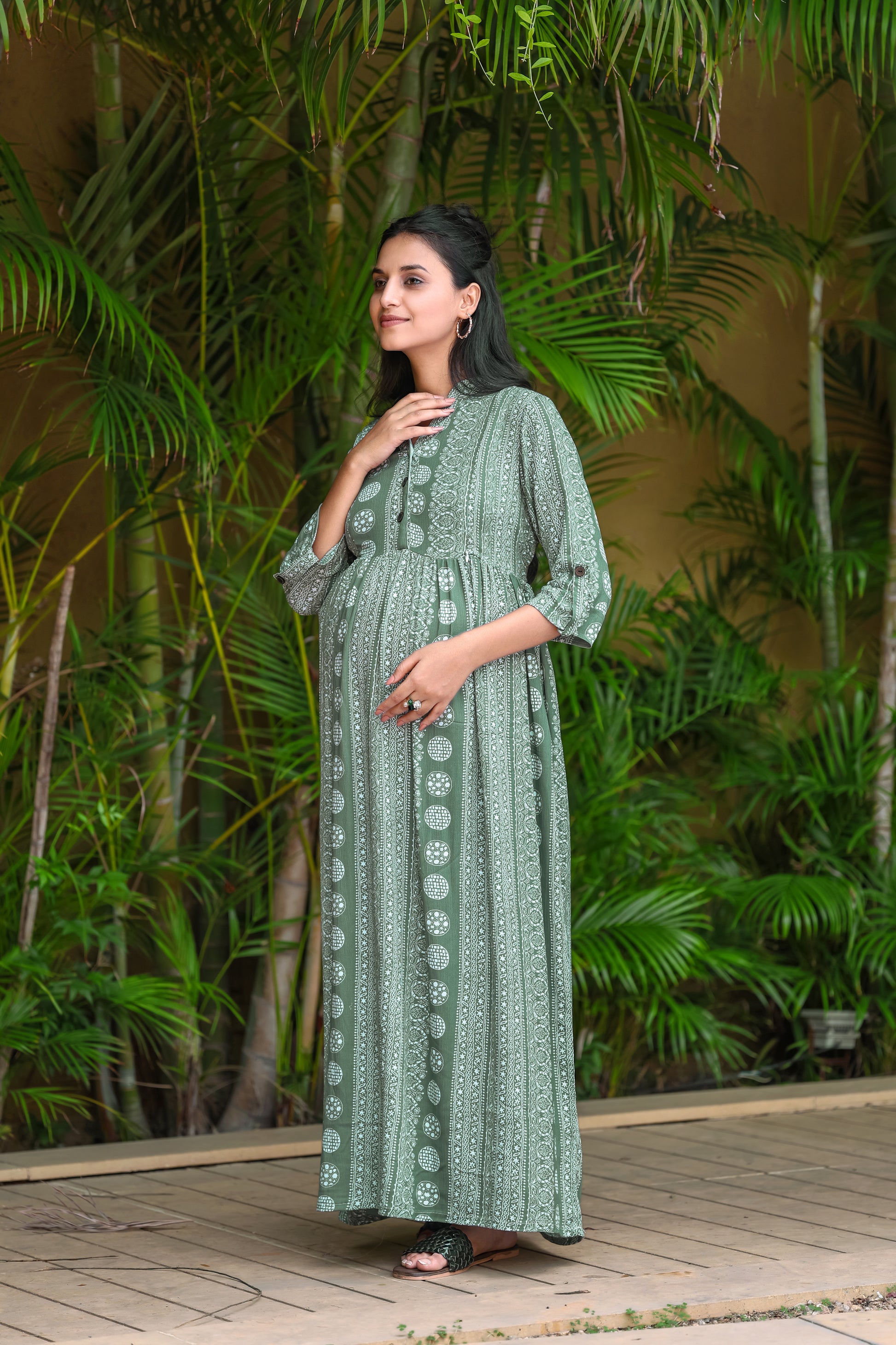 OLIVE GREEN BUTTA MATERNITY DRESS Sweet Moon OLIVE GREEN BUTTA MATERNITY DRESS Sweet Moon