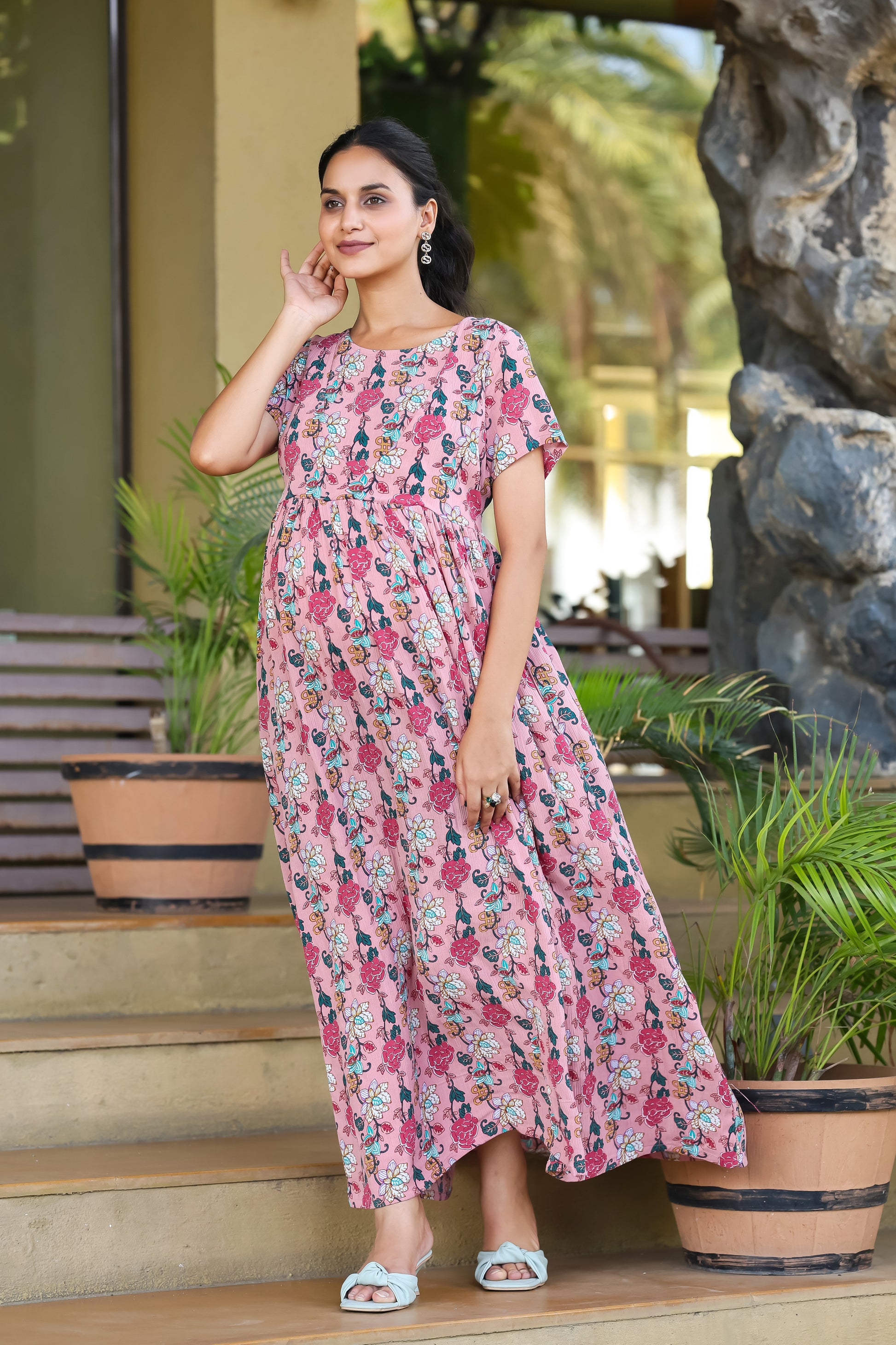 pastel maternity dress PASTEL PINK ROSE PETALS MATERNITY DRESS pastel maternity dress PASTEL PINK ROSE PETALS MATERNITY DRESS